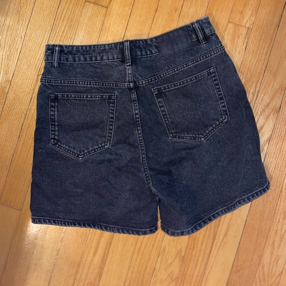 Zara Black Mom Jean Shorts - Picture 2 of 3